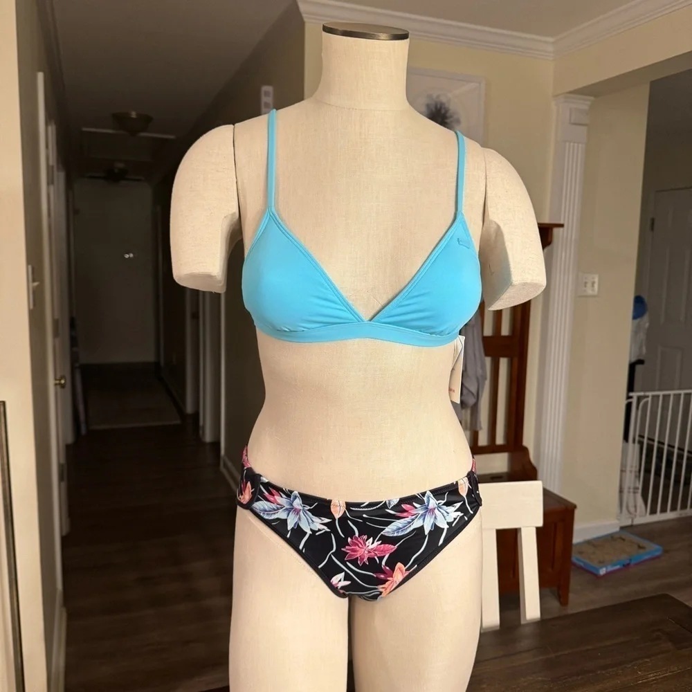 ROXY Bikini Top Small Blue “Bachelor Button” | Beach Classics Fixed Triangle